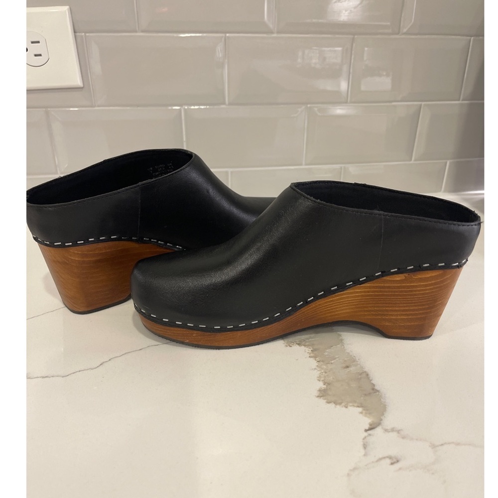 Kelsi Dagger Clogs